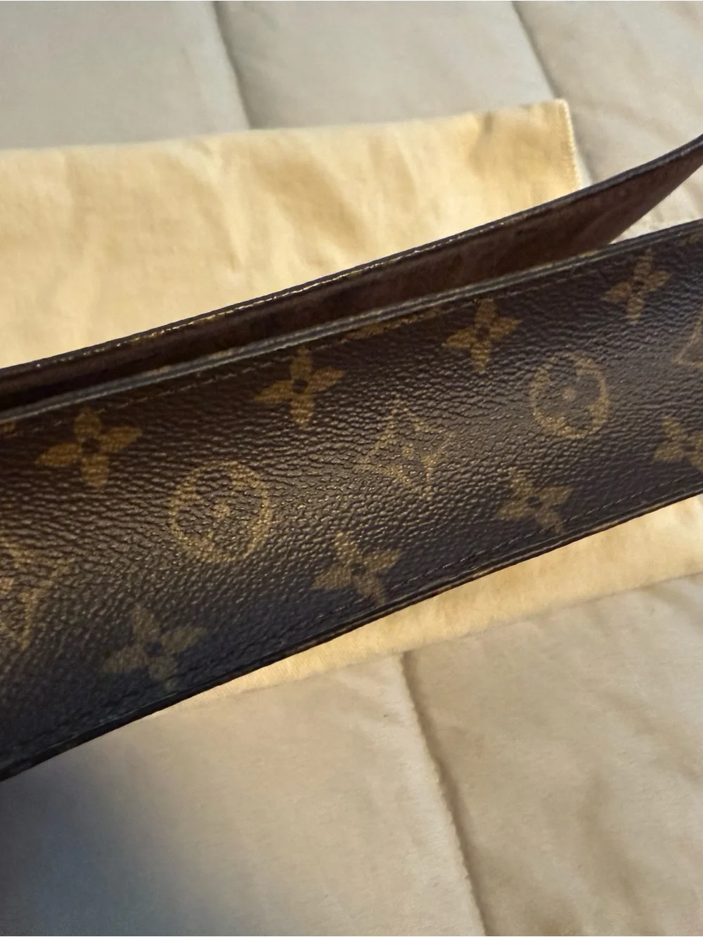 Louis Vuitton Lily Monogram crossbody